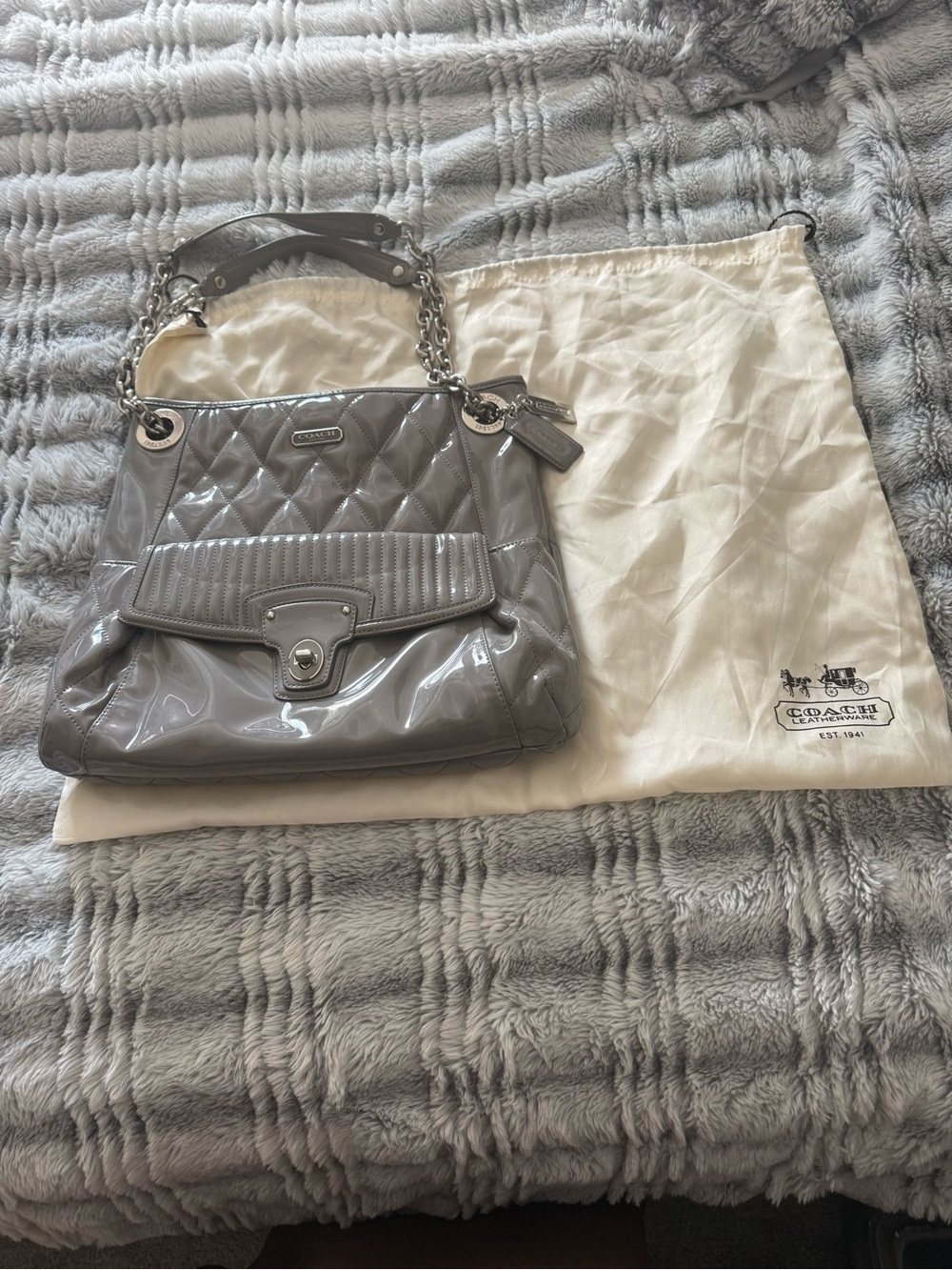 Coach Poppy Liquid Gloss Gray Patent Quilted Large Slim Tote 18673 Dust Bag